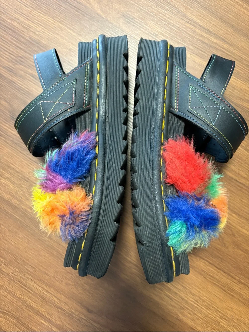Dr. Martens Voss II Fluffy Faux Faur Sandals size 7